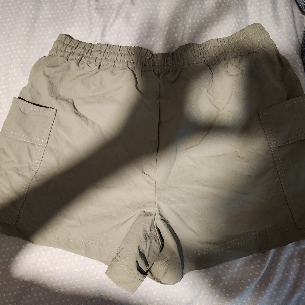 Womens Cargo Skort
